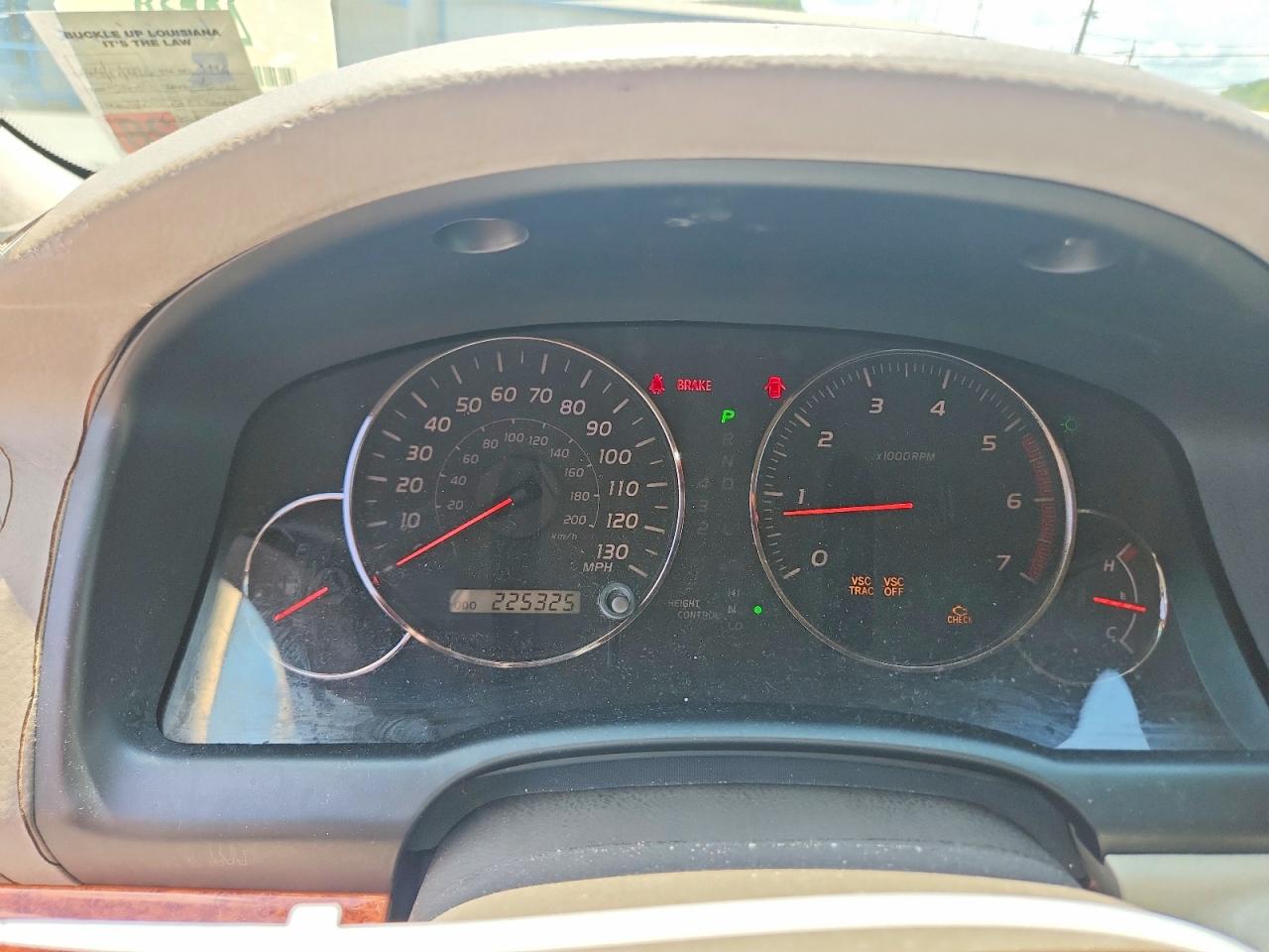 2004 LEXUS GX