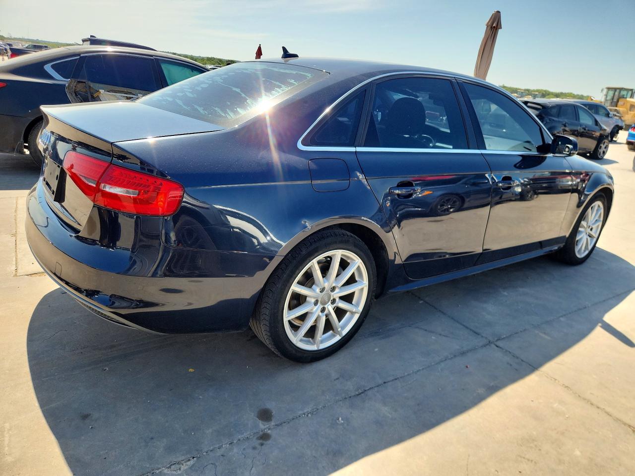 2015 AUDI A4