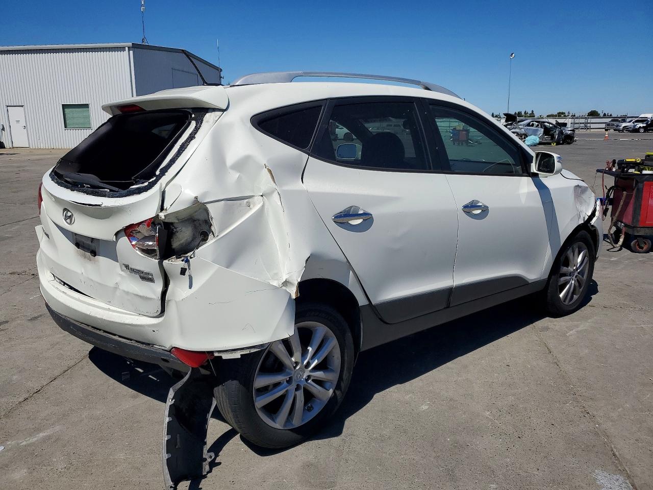 2010 HYUNDAI TUCSON