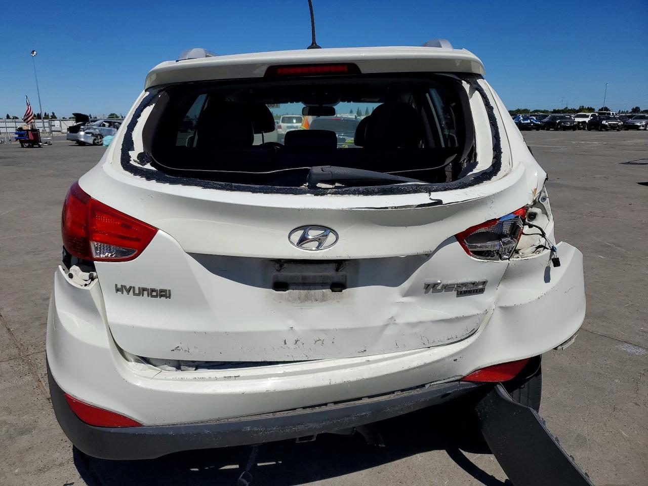 2010 HYUNDAI TUCSON