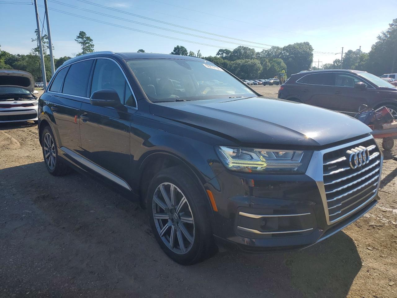 2017 AUDI Q7