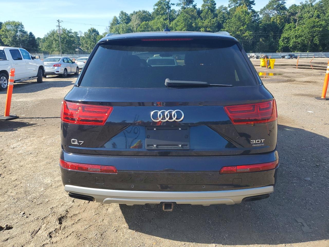 2017 AUDI Q7