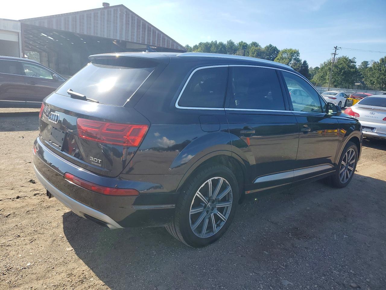 2017 AUDI Q7