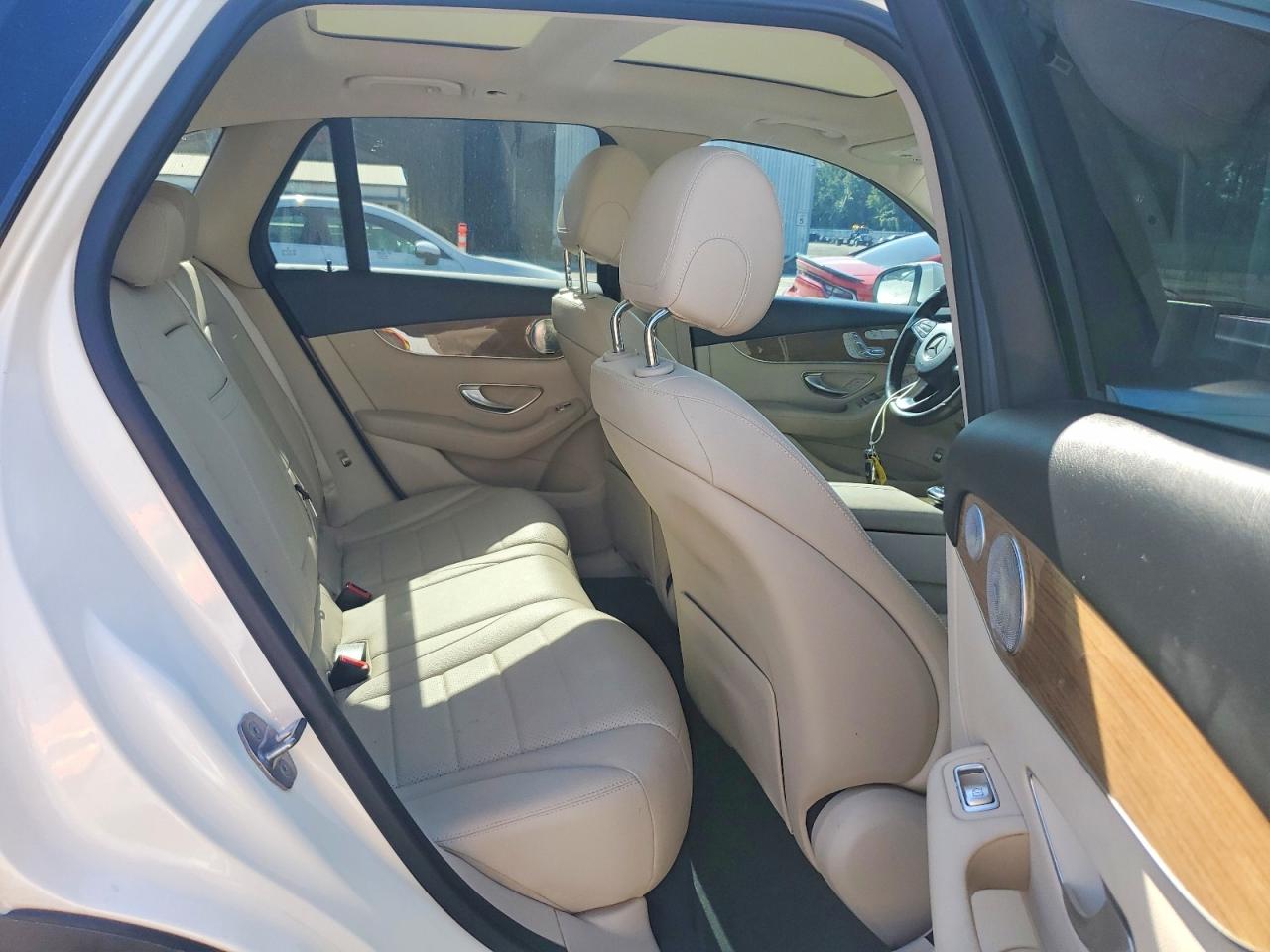 2017 MERCEDES-BENZ GLC-CLASS