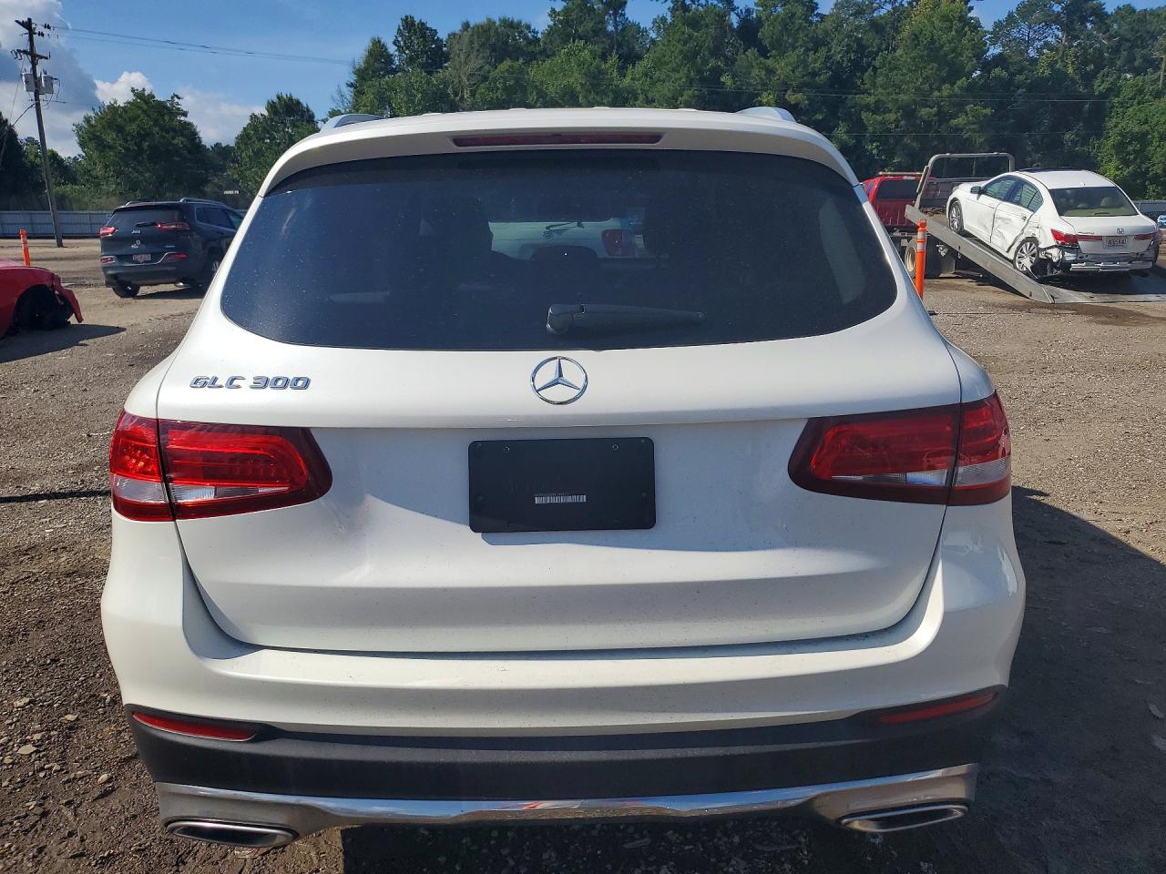 2017 MERCEDES-BENZ GLC-CLASS
