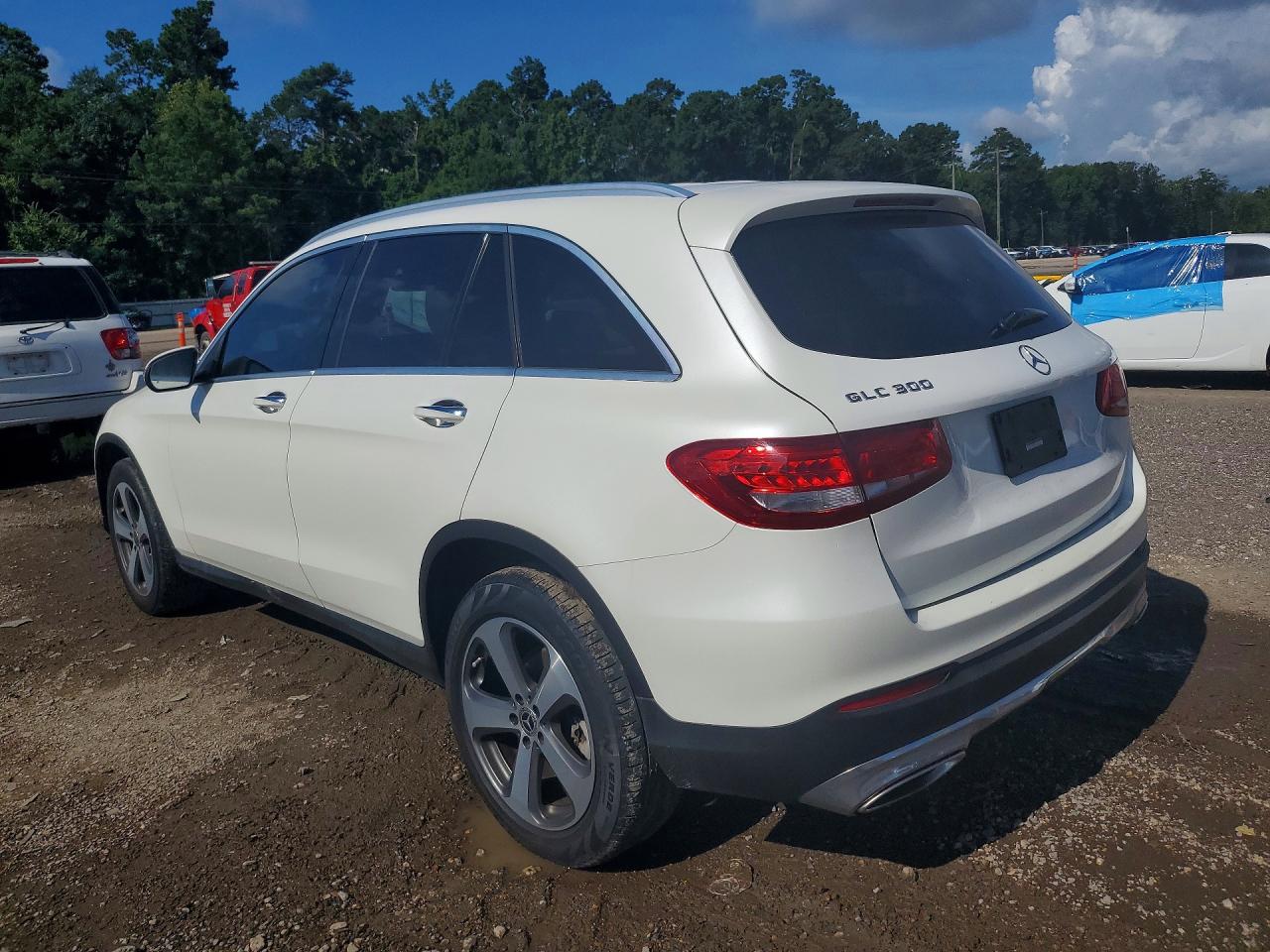 2017 MERCEDES-BENZ GLC-CLASS