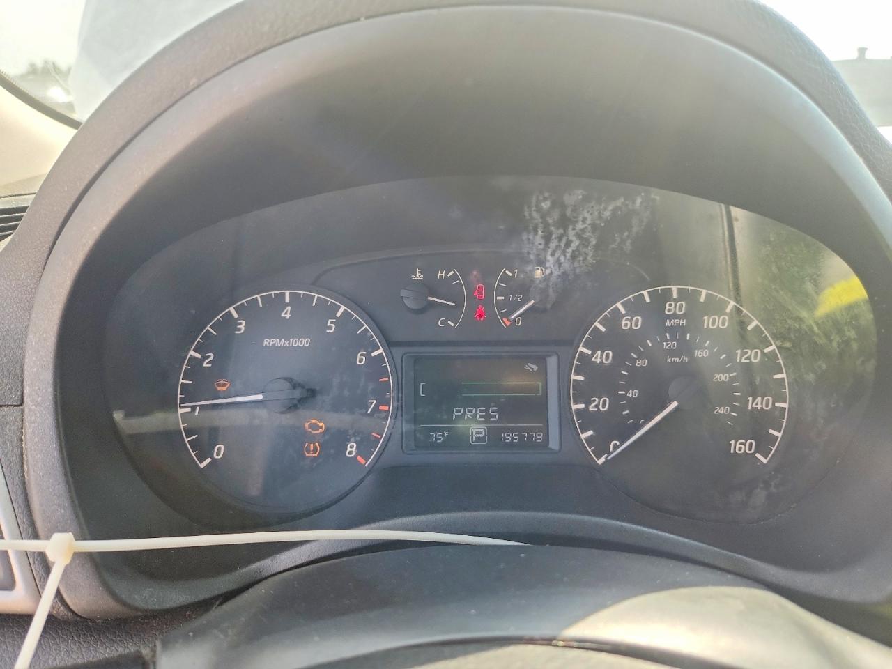 2015 NISSAN SENTRA