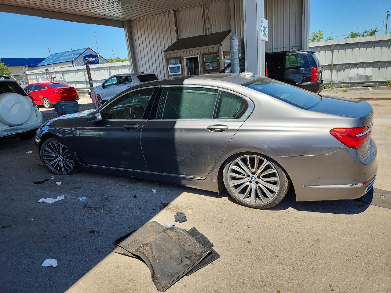 2016 BMW 7 SERIES