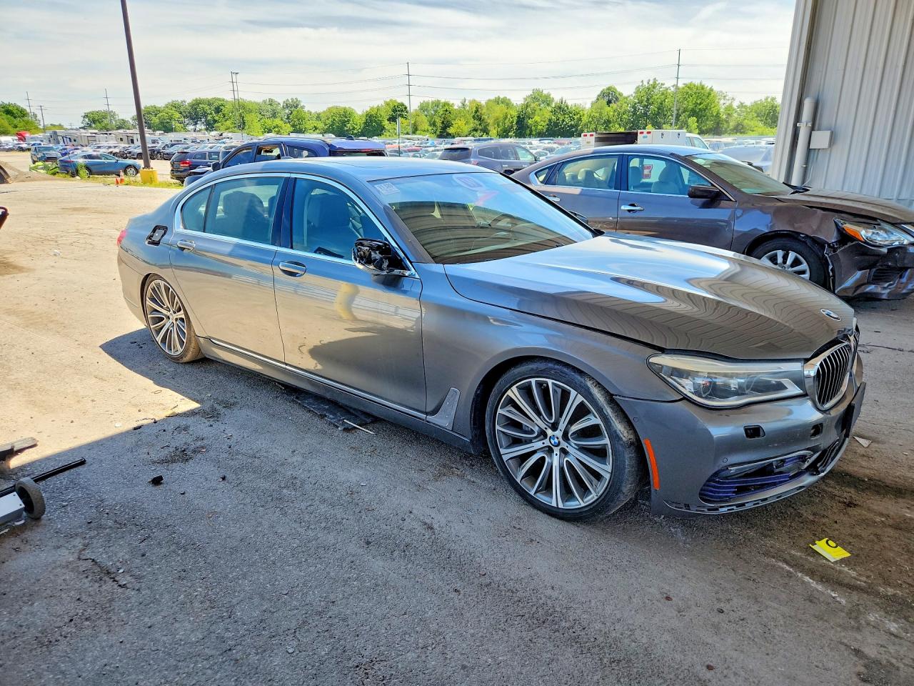 2016 BMW 7 SERIES