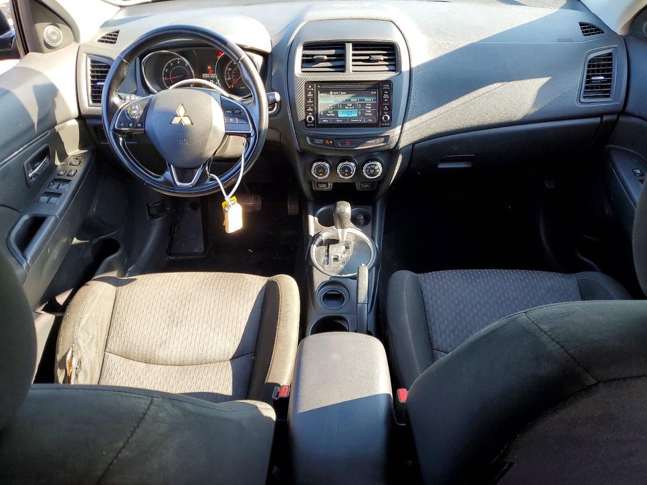2016 MITSUBISHI OUTLANDER