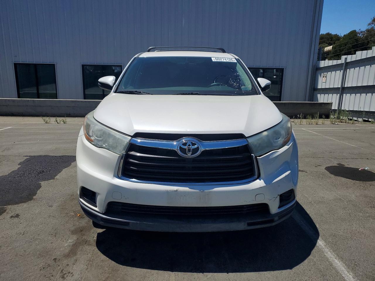 2016 TOYOTA HIGHLANDER