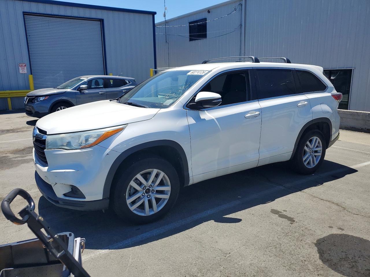 2016 TOYOTA HIGHLANDER