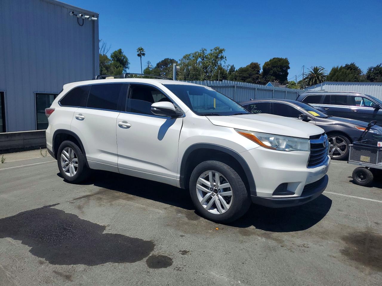 2016 TOYOTA HIGHLANDER