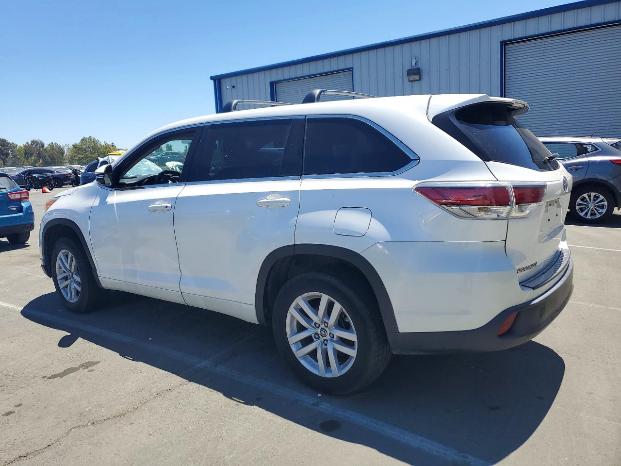2016 TOYOTA HIGHLANDER