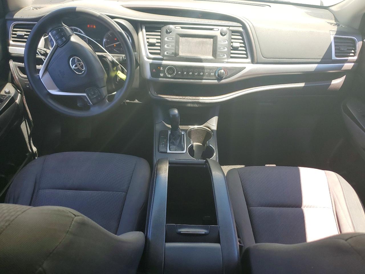 2016 TOYOTA HIGHLANDER