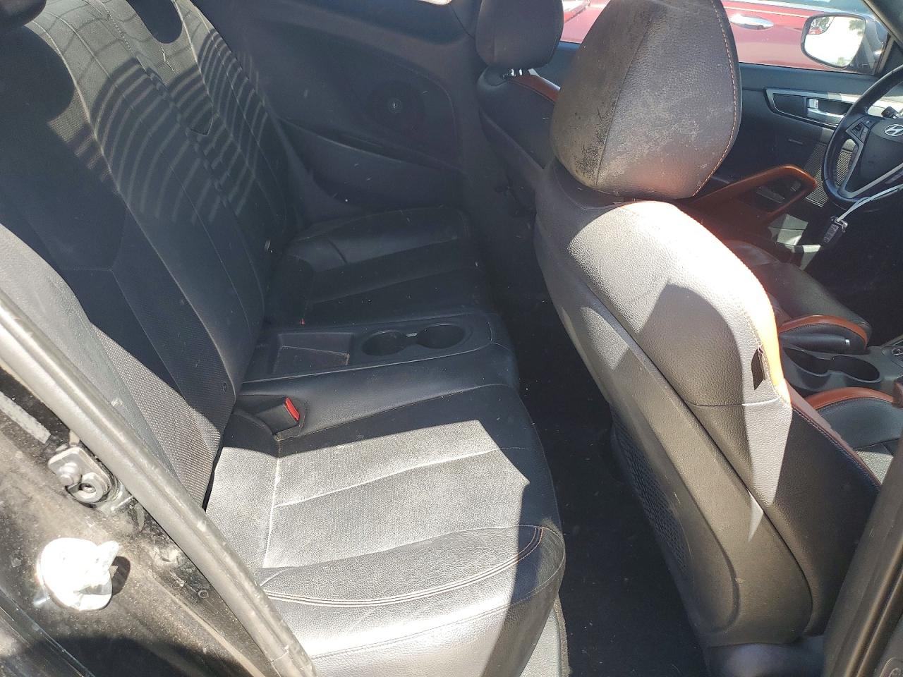 2016 HYUNDAI VELOSTER