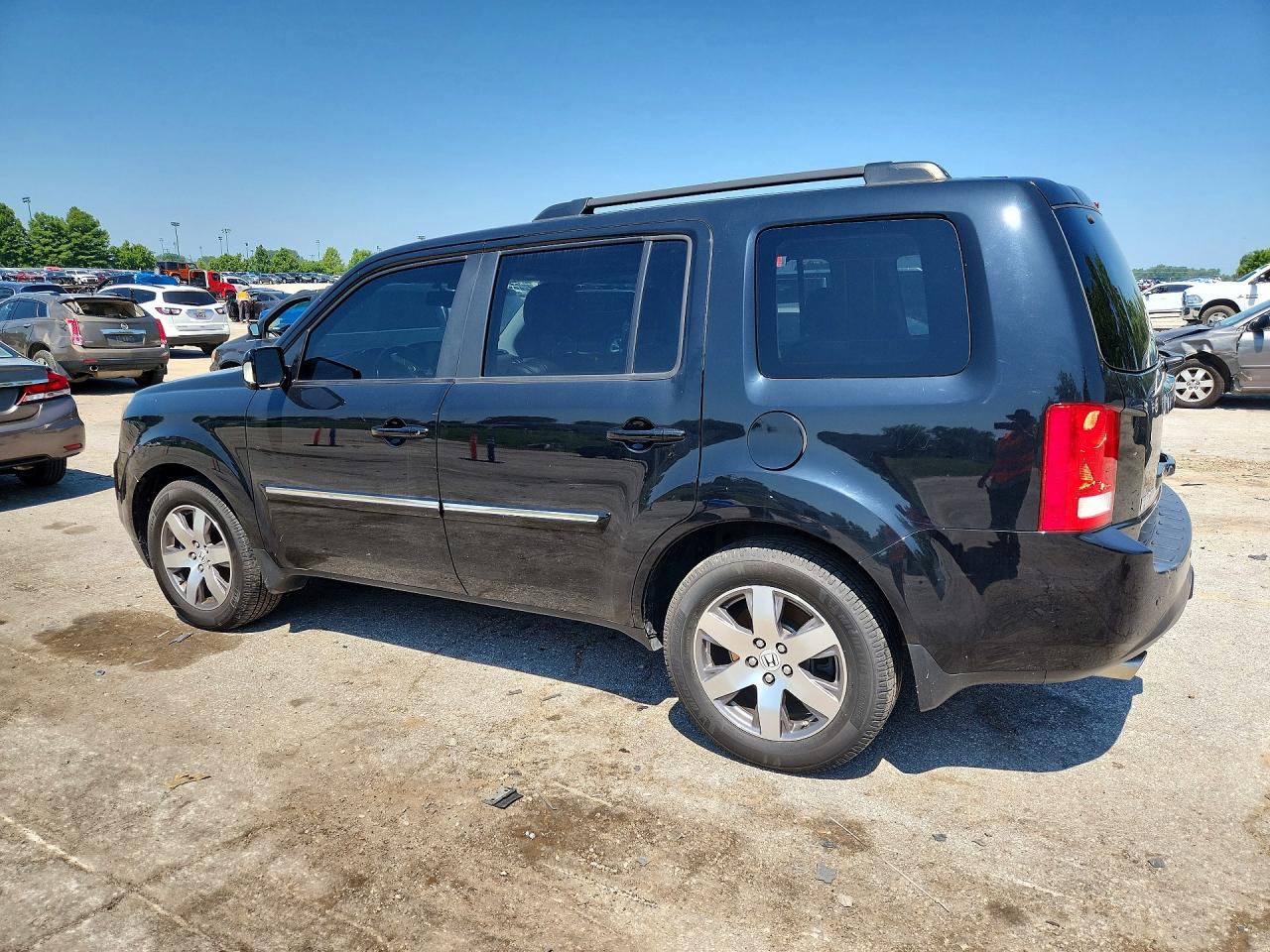 2015 HONDA PILOT
