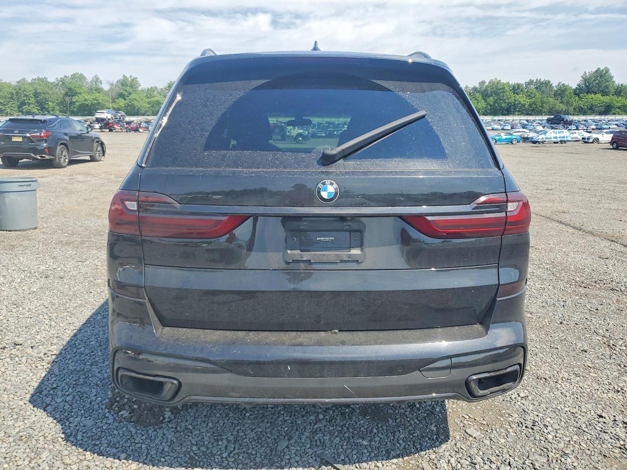 2020 BMW X7