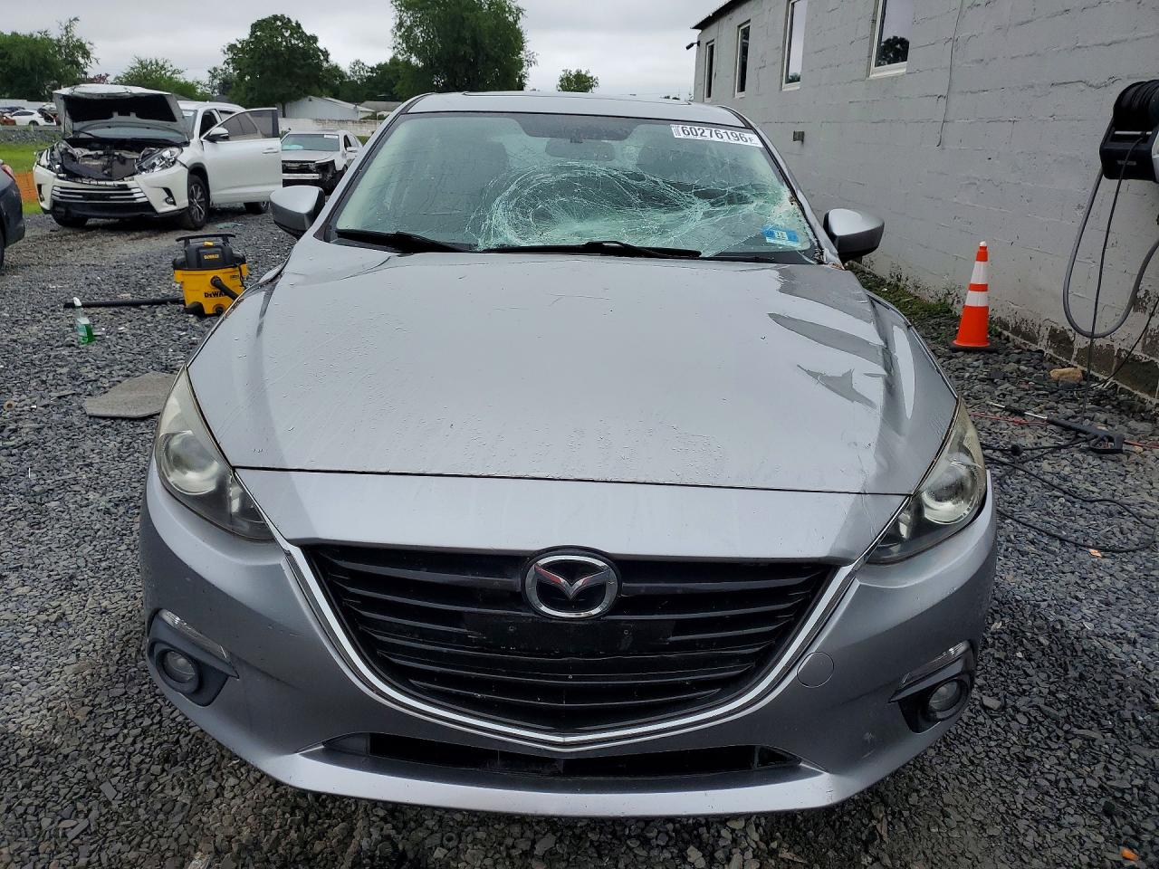 2015 MAZDA 3