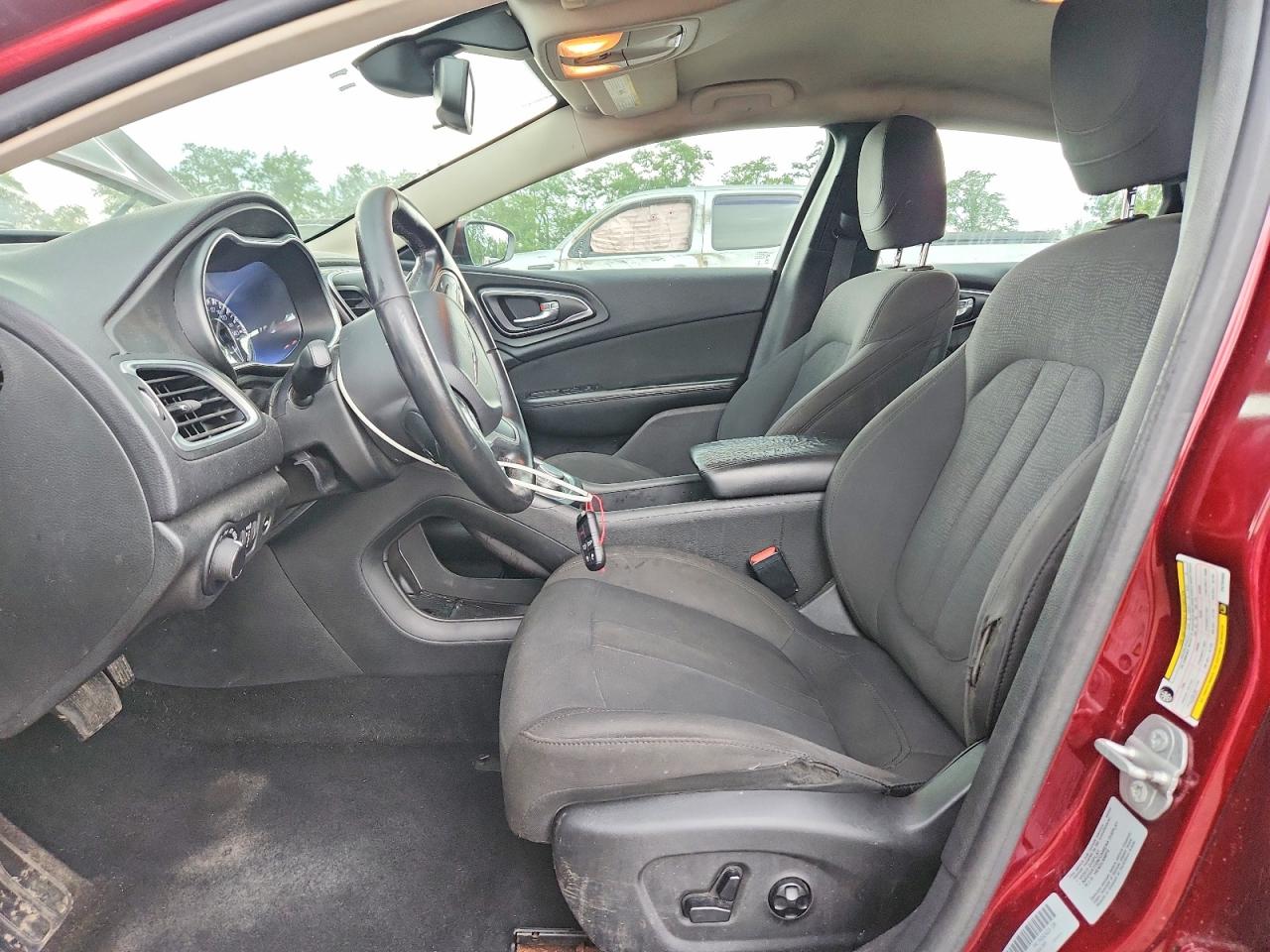 2015 CHRYSLER 200