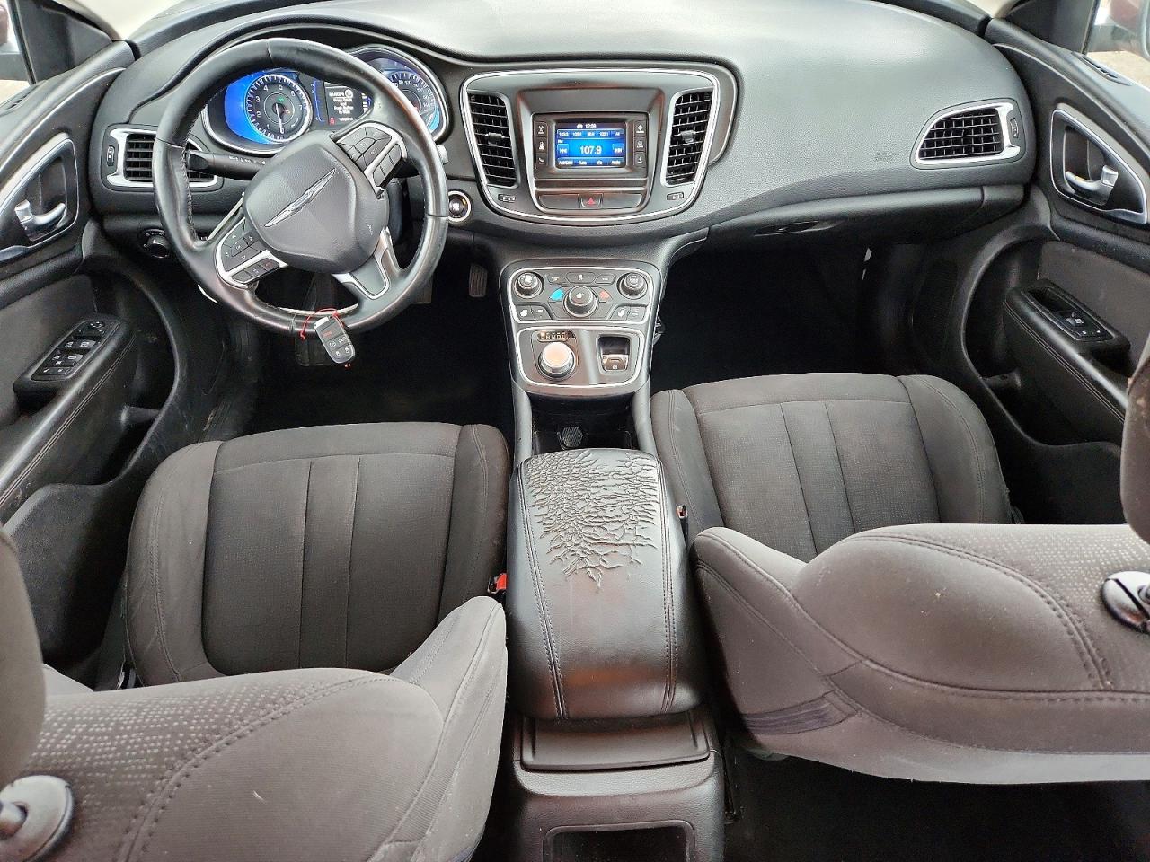 2015 CHRYSLER 200
