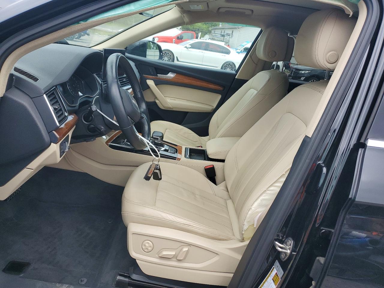 2022 AUDI Q5
