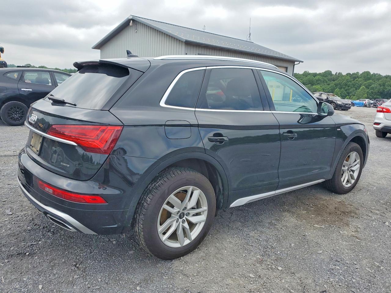 2022 AUDI Q5