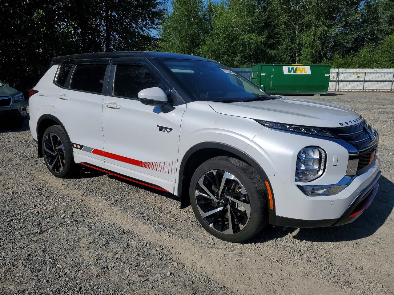 2024 MITSUBISHI OUTLANDER