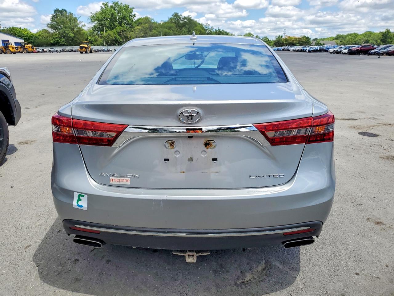2016 TOYOTA AVALON
