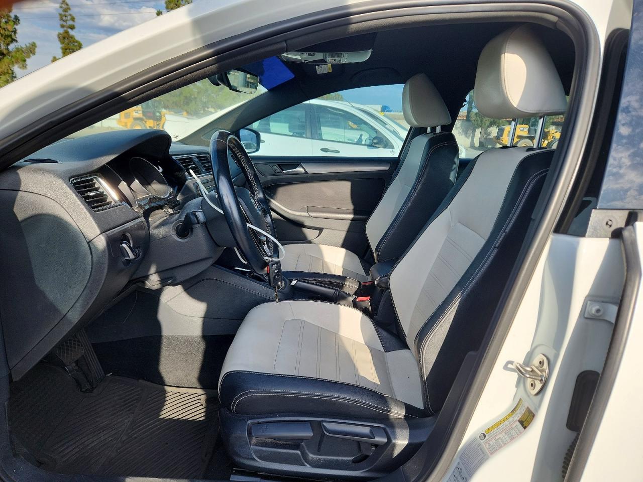 2016 VOLKSWAGEN JETTA