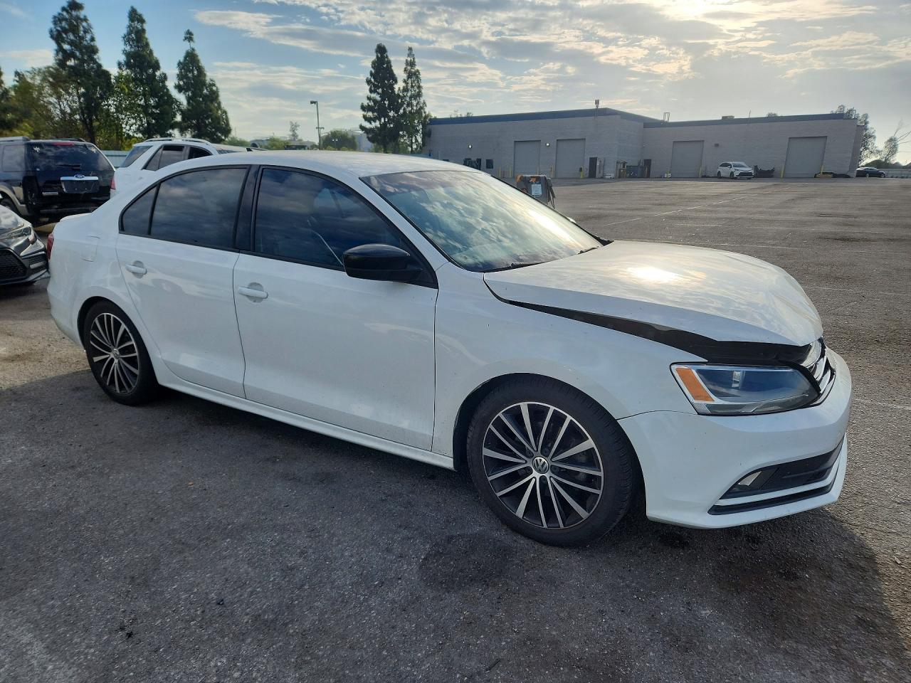 2016 VOLKSWAGEN JETTA