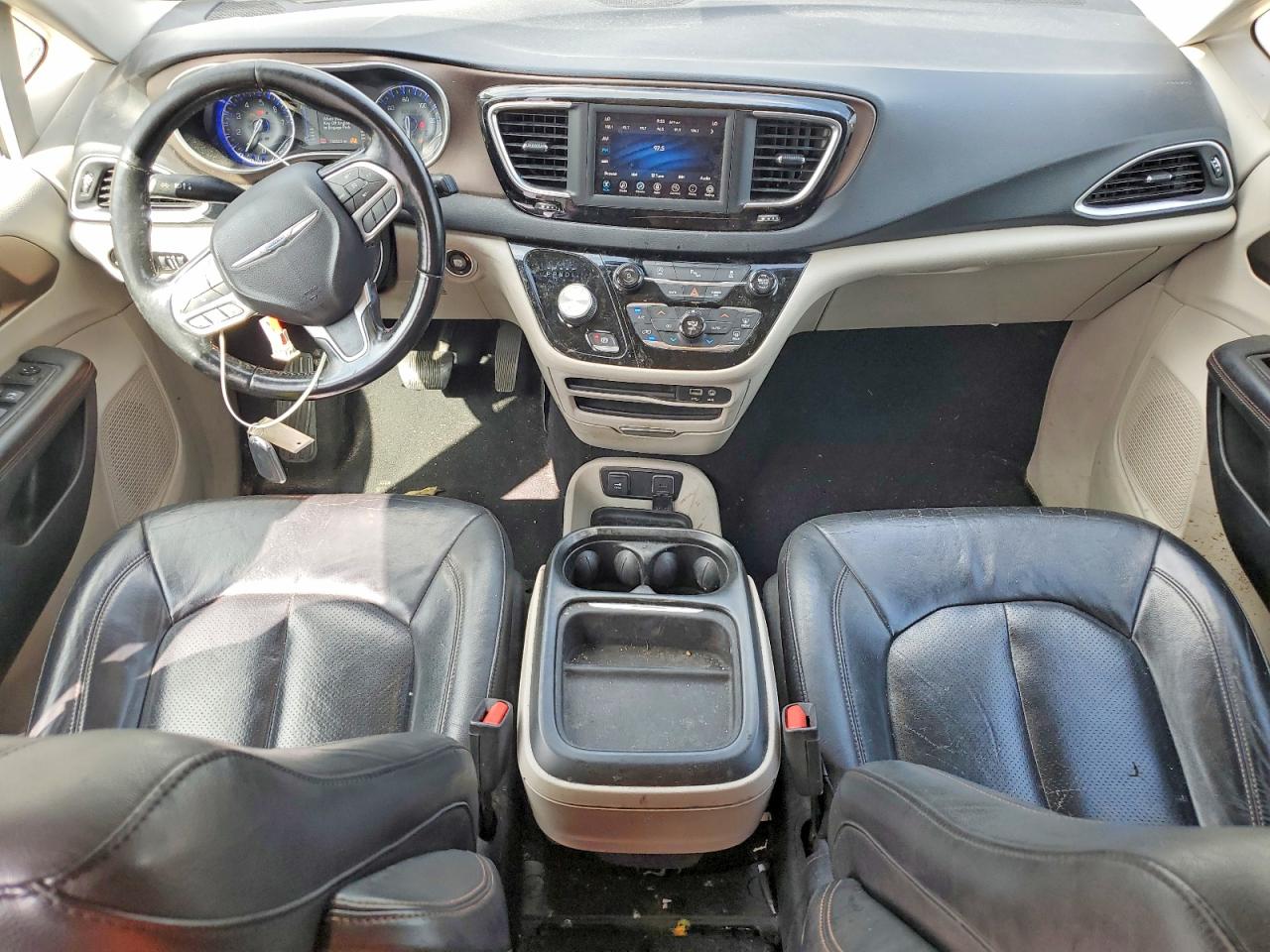 2019 CHRYSLER PACIFICA