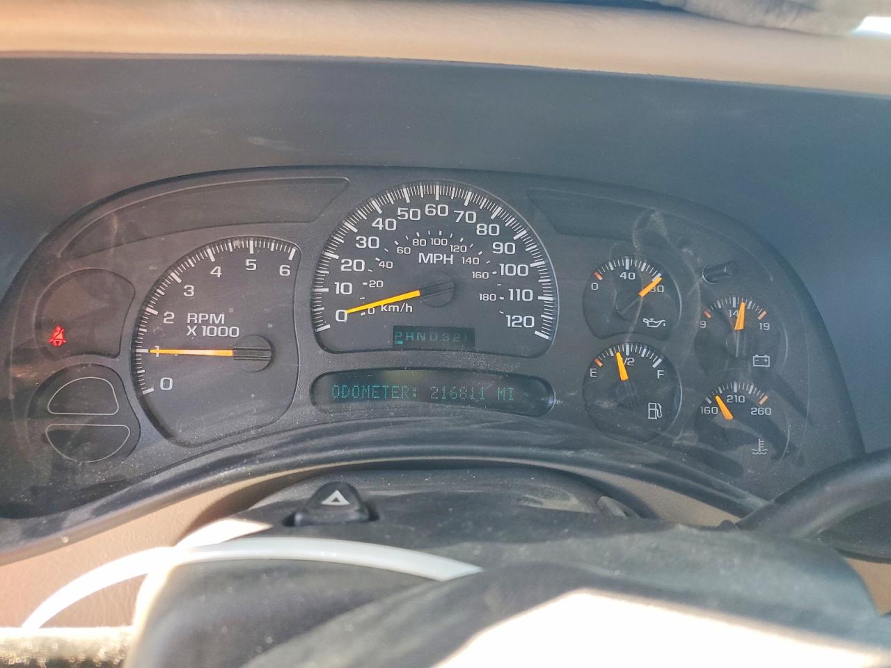 2004 CHEVROLET TAHOE
