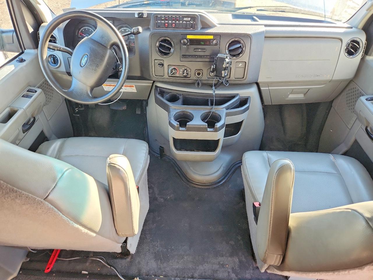 2013 FORD ECONOLINE