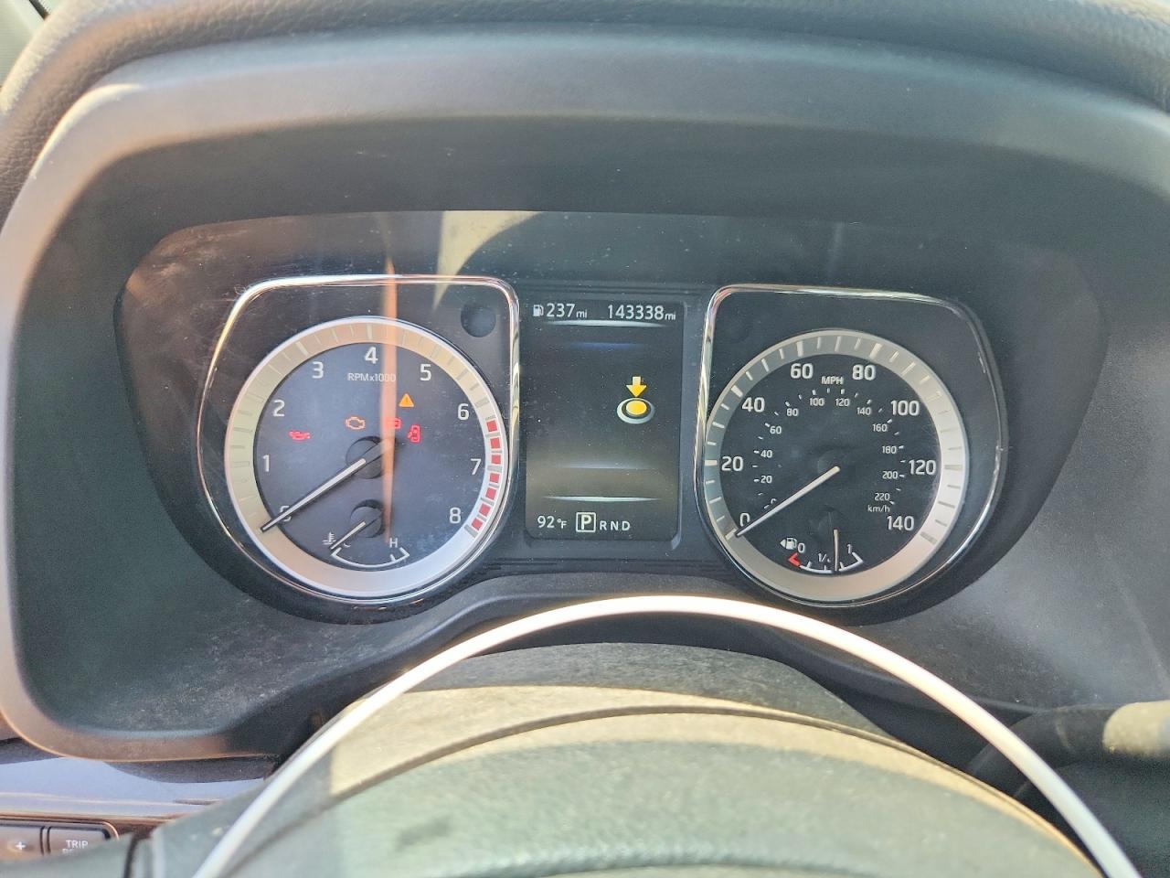 2017 NISSAN TITAN