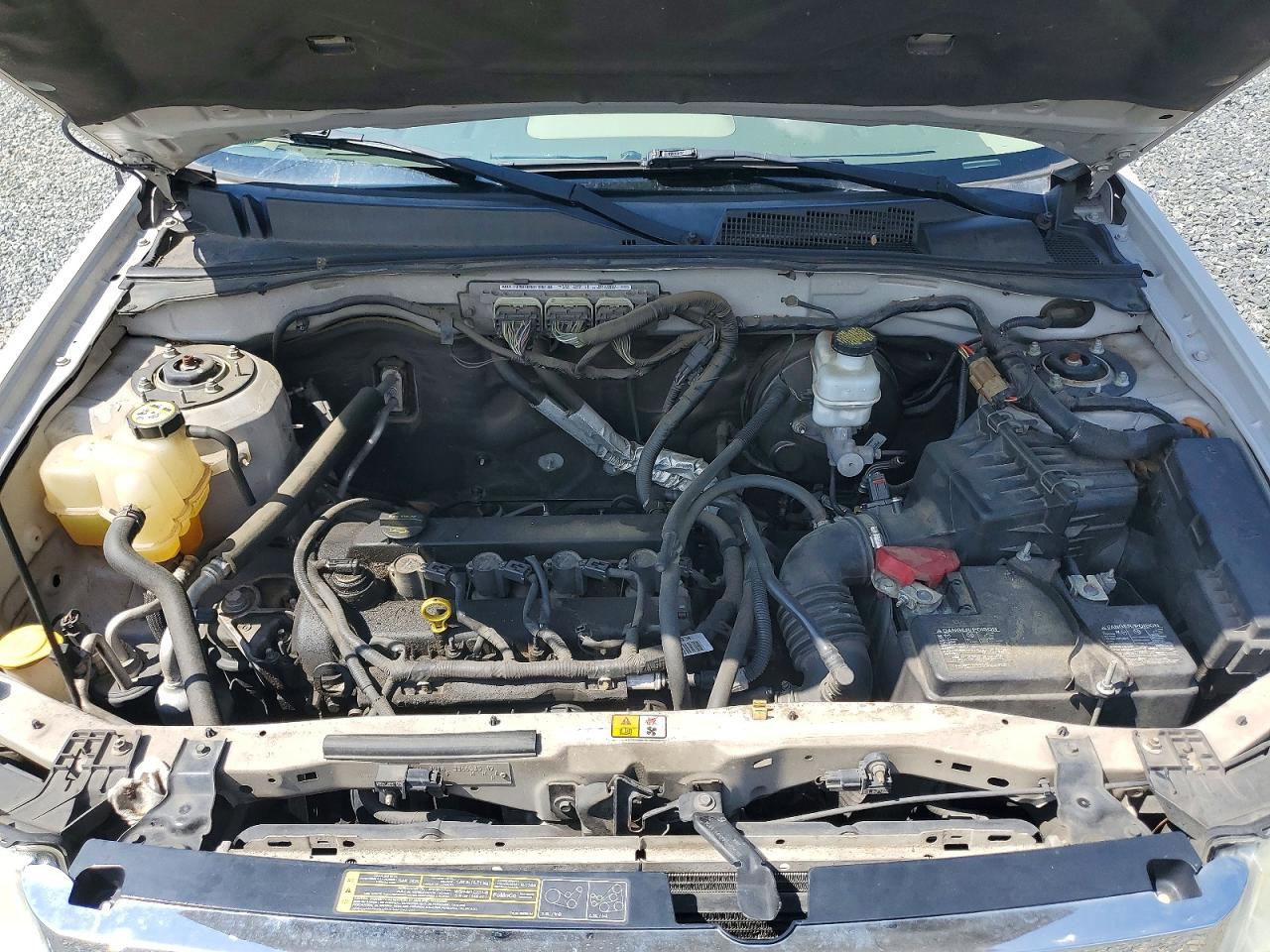 2010 FORD ESCAPE