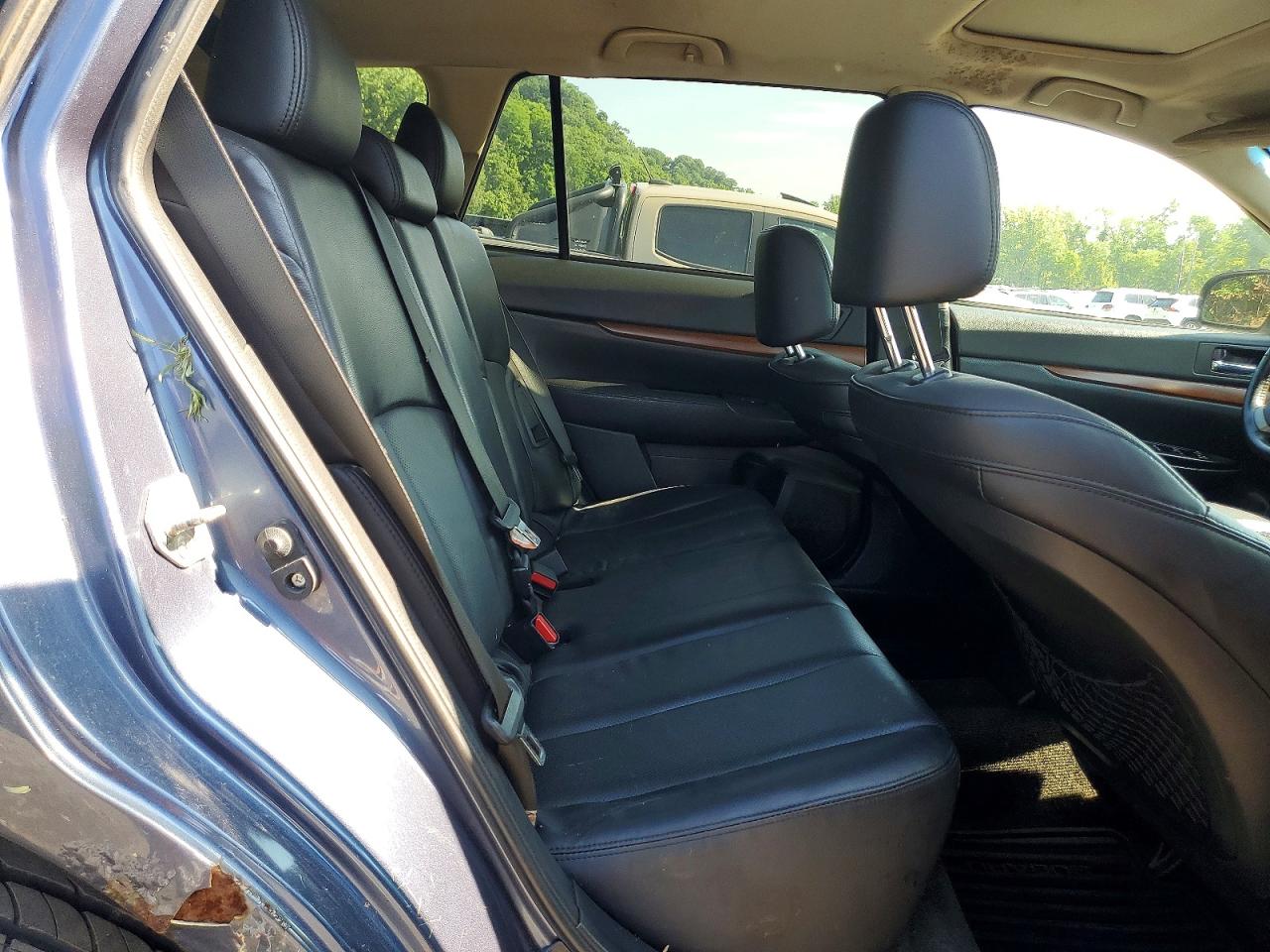 2014 SUBARU OUTBACK