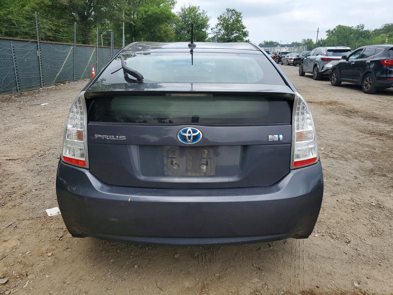 2011 TOYOTA PRIUS
