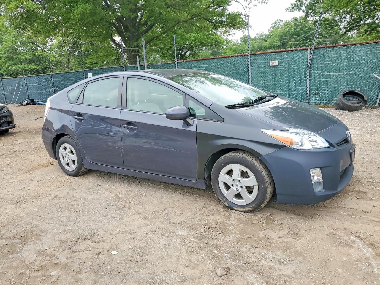 2011 TOYOTA PRIUS
