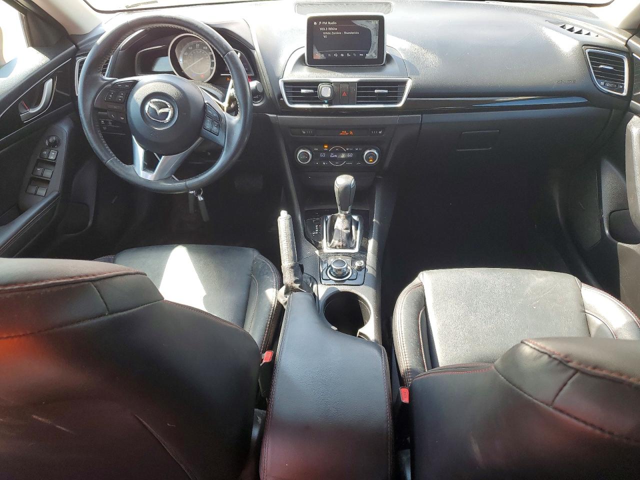 2015 MAZDA 3