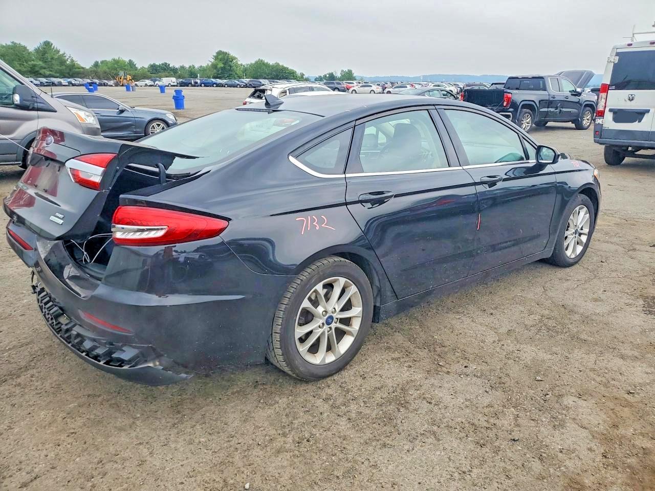 2019 FORD FUSION