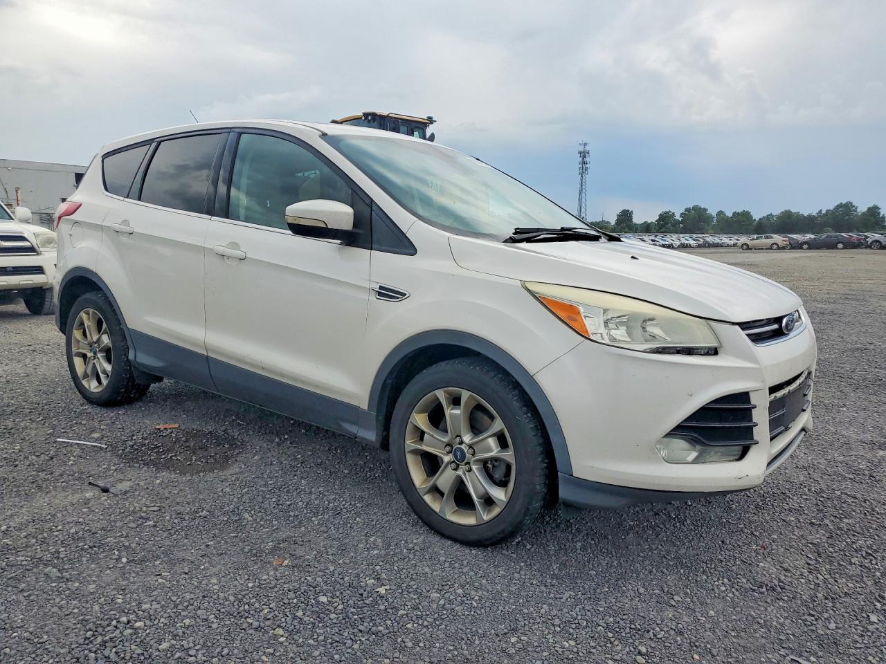 2013 FORD ESCAPE