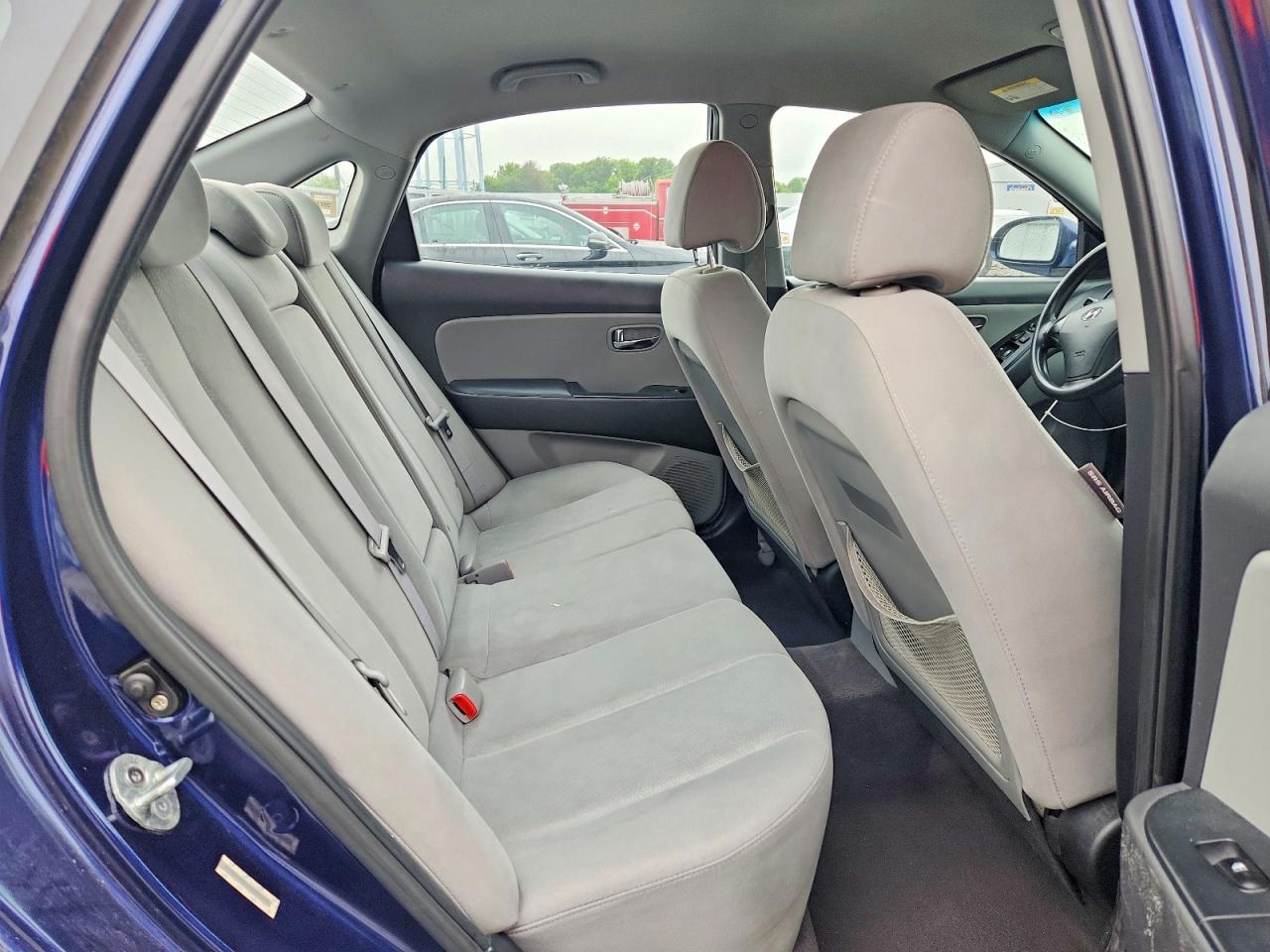 2010 HYUNDAI ELANTRA