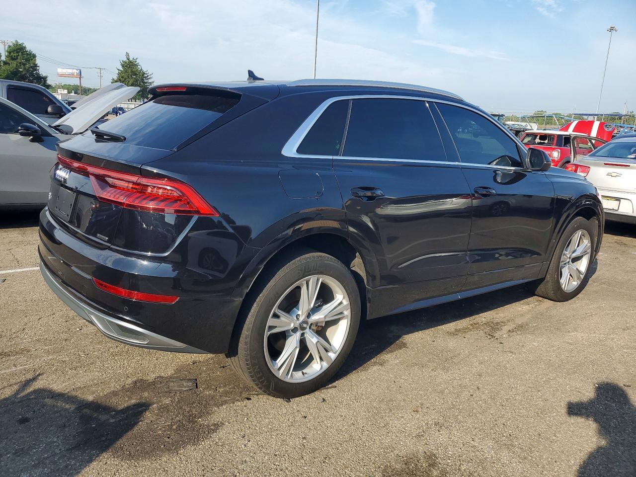 2019 AUDI Q8