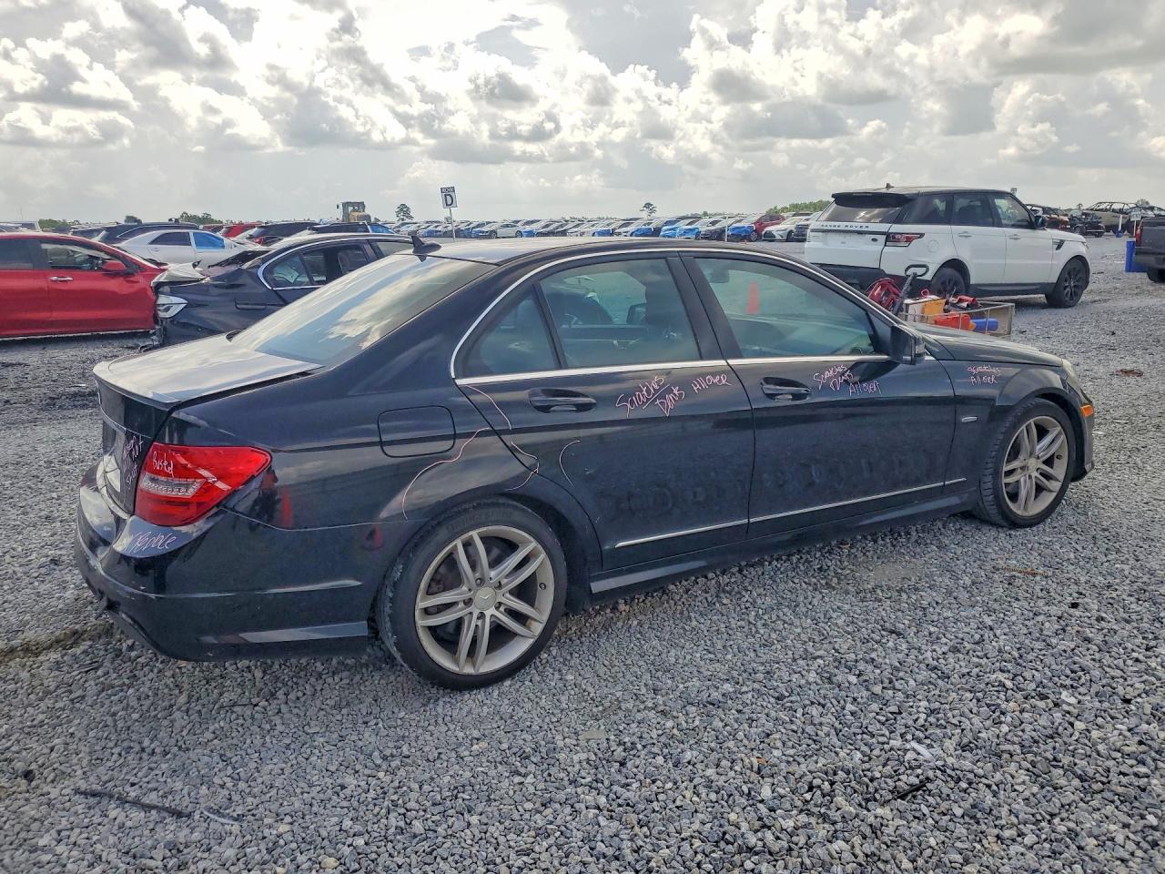2012 MERCEDES-BENZ C-CLASS