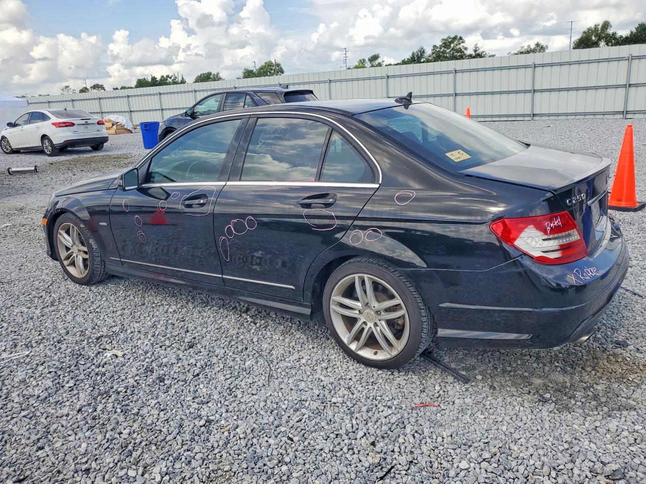 2012 MERCEDES-BENZ C-CLASS