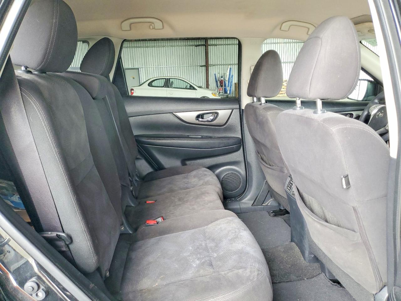 2016 NISSAN ROGUE