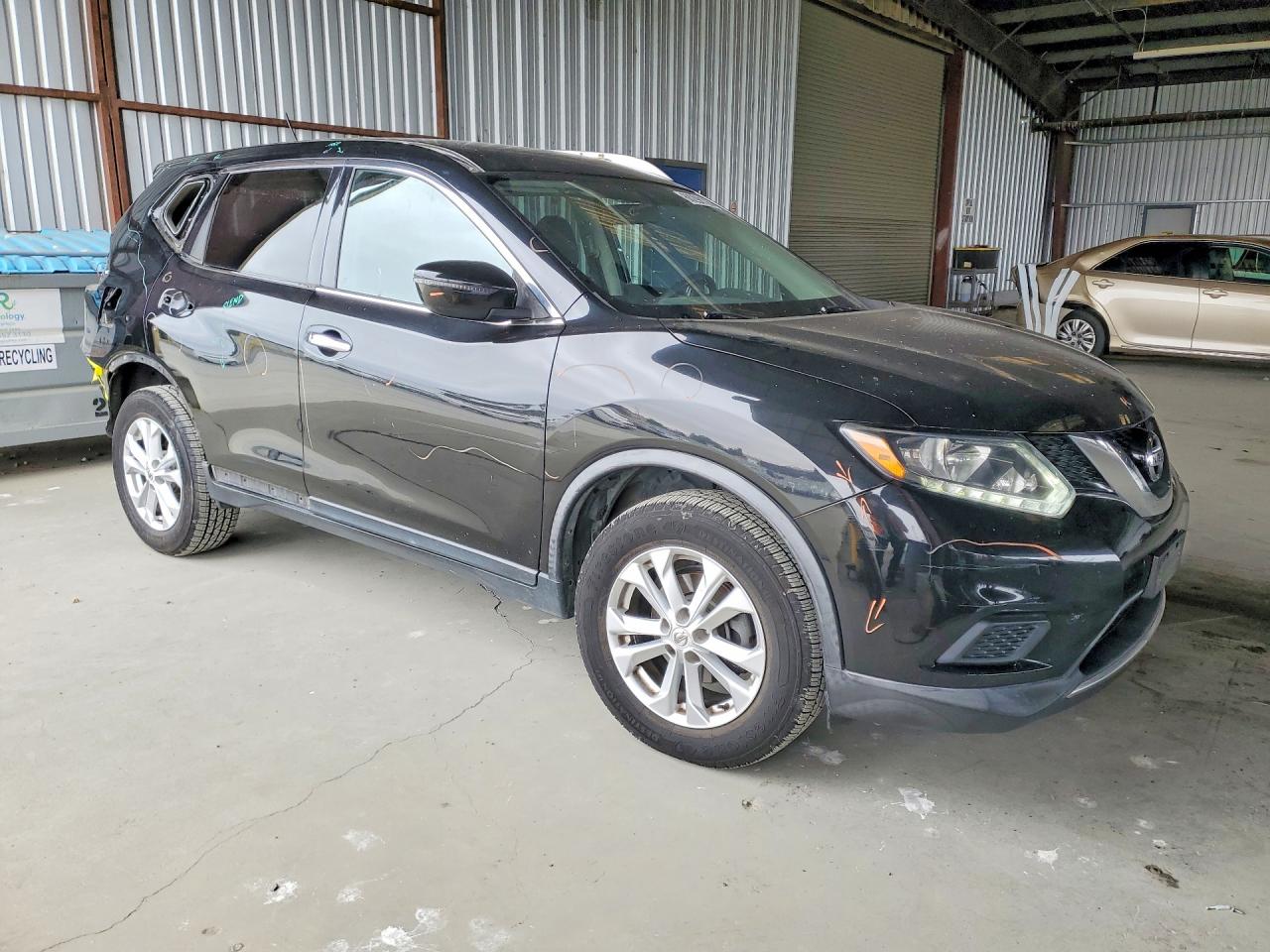 2016 NISSAN ROGUE