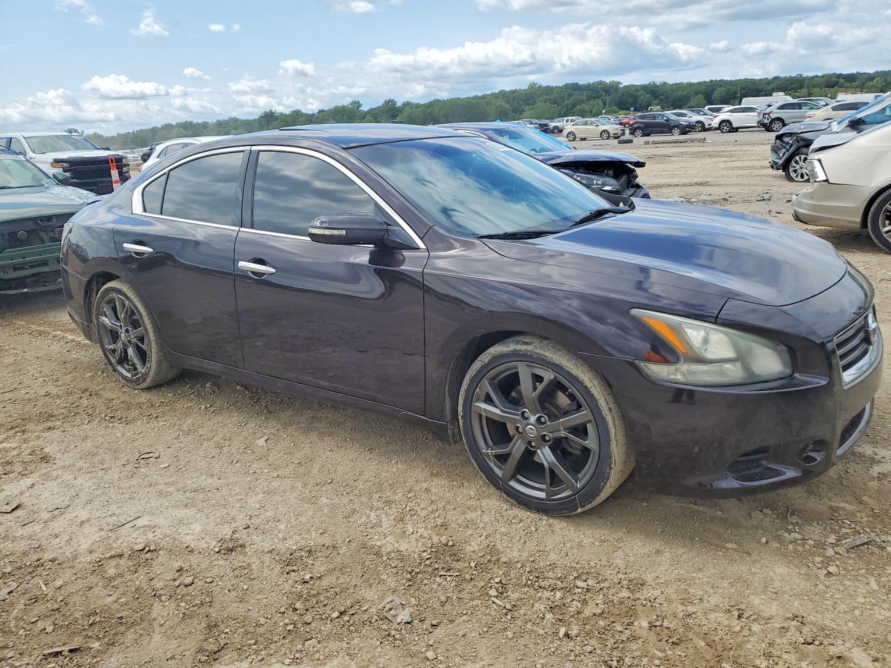 2014 NISSAN MAXIMA