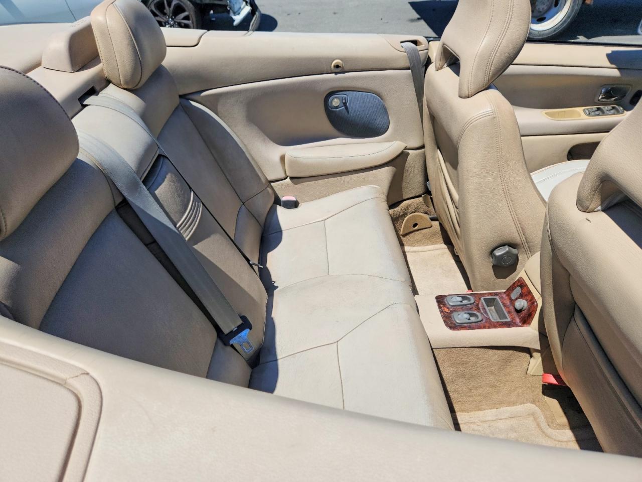 2000 VOLVO C70